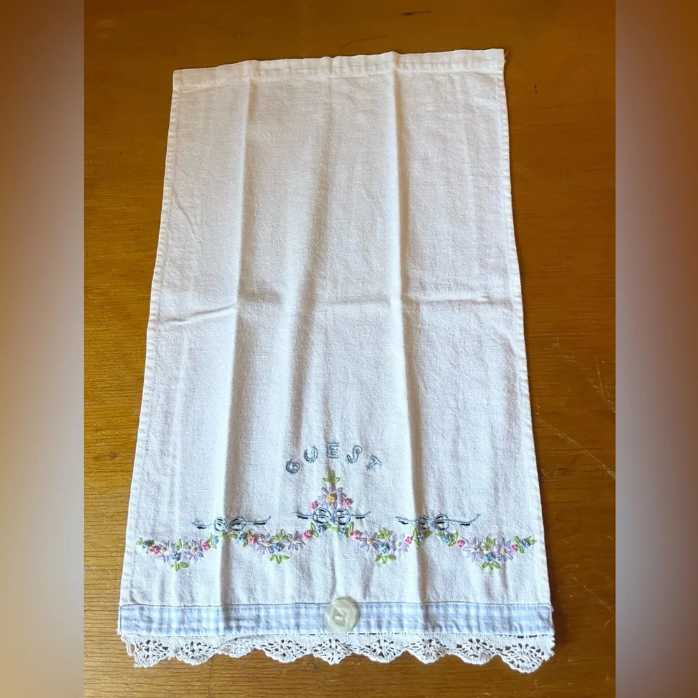 Two’s Company “Guest” Hand Towel